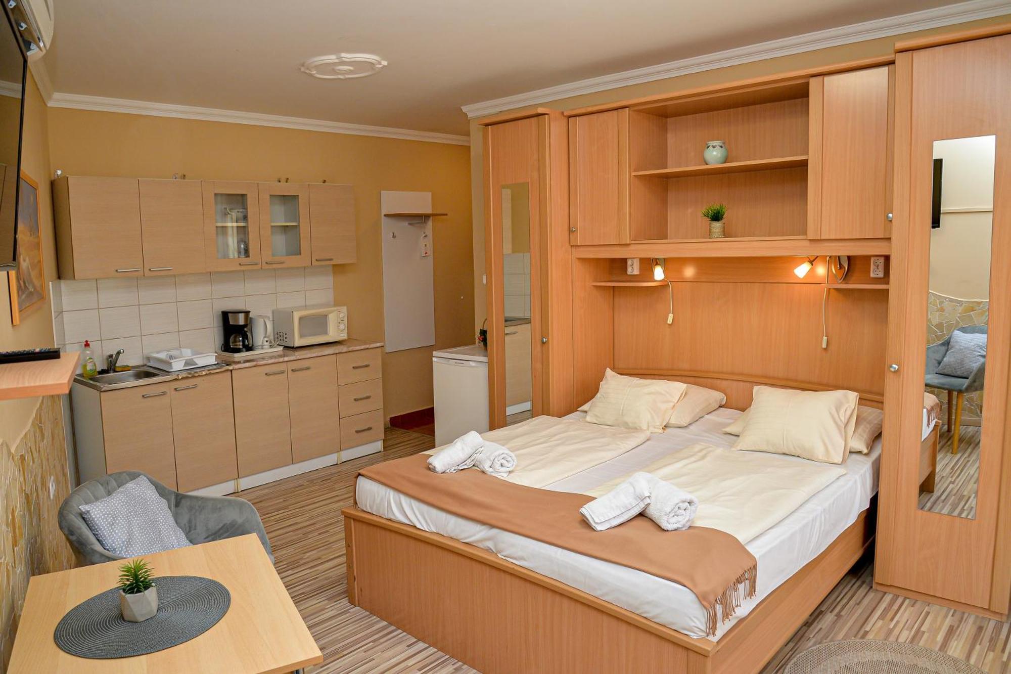 Hajdúszoboszló Major Panzio Es Etterem B&B 외부 사진