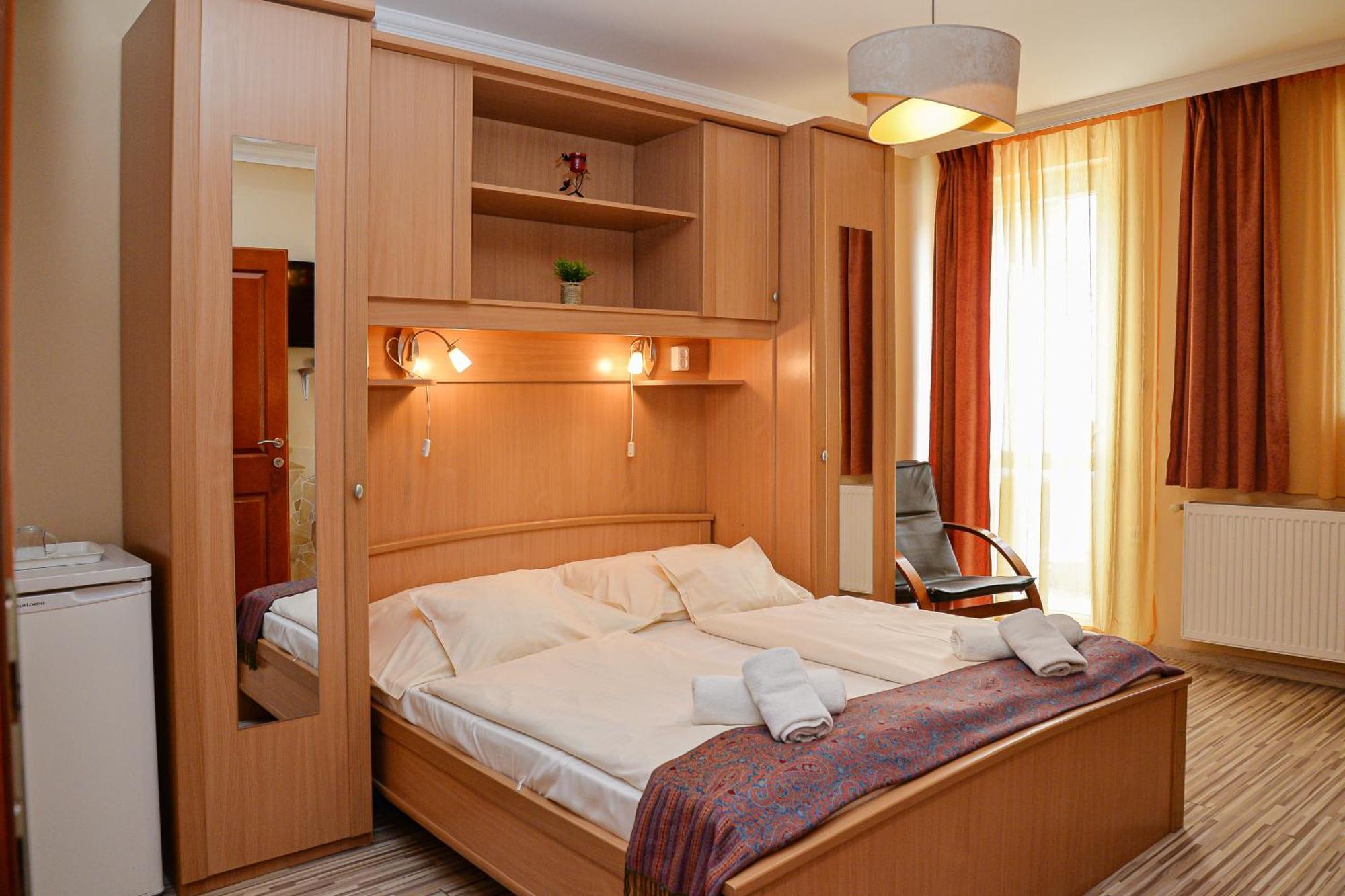 Hajdúszoboszló Major Panzio Es Etterem B&B 외부 사진